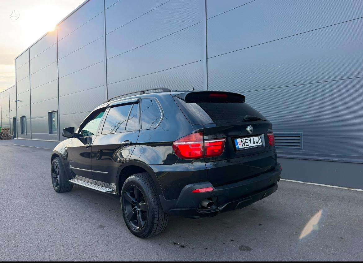BMW X5 2008 — photo 8