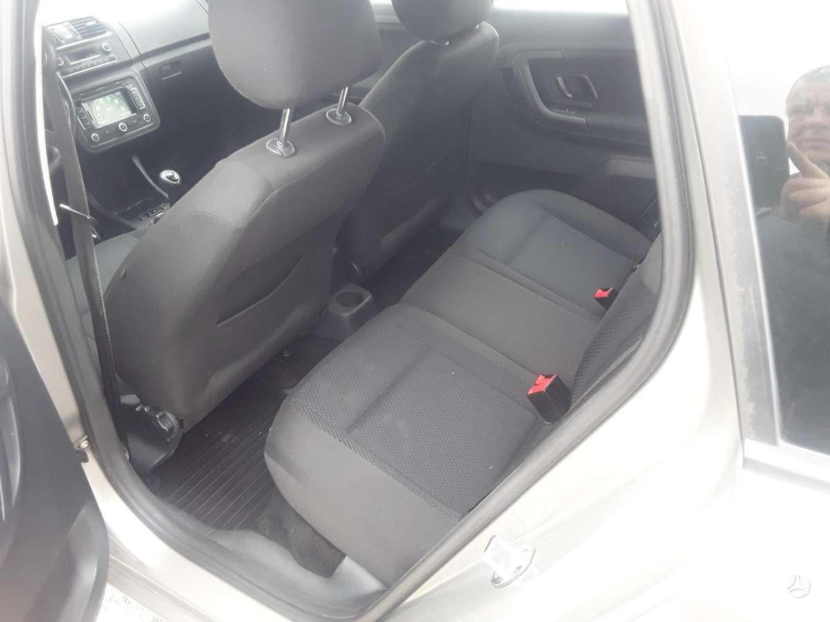 Skoda Fabia 2013 — photo 13
