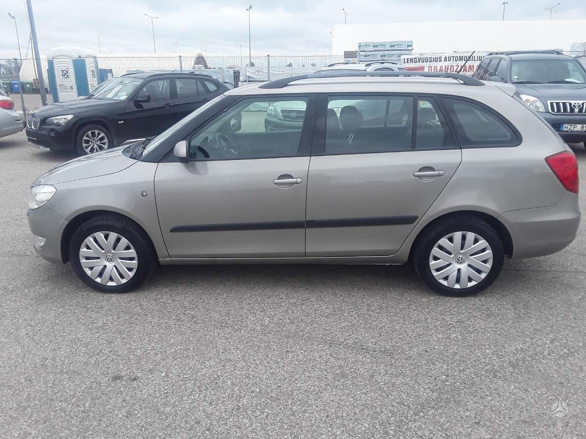 Skoda Fabia 2013 — interior