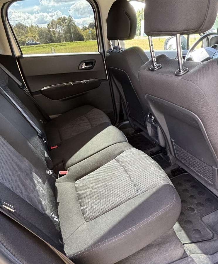 Peugeot 3008 2011 — photo 7