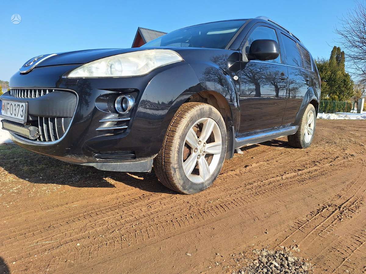 Peugeot 4007 2008 — photo 8