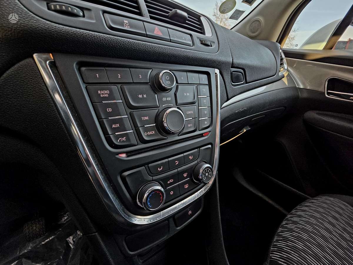 Opel Mokka 2015 — фото 23