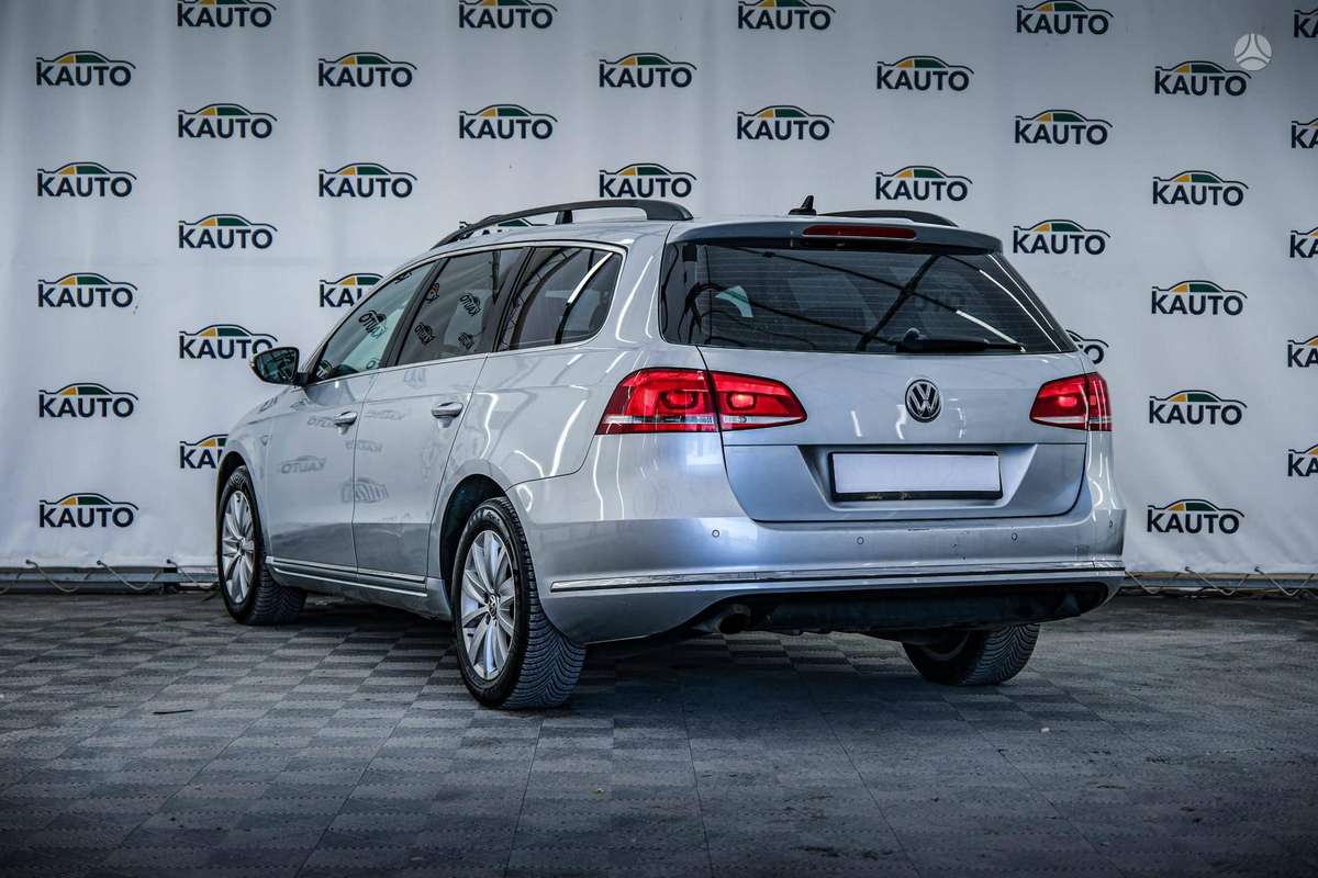 Volkswagen Passat 2013 — engine 1600 cm³, 105 HP (77kW)
