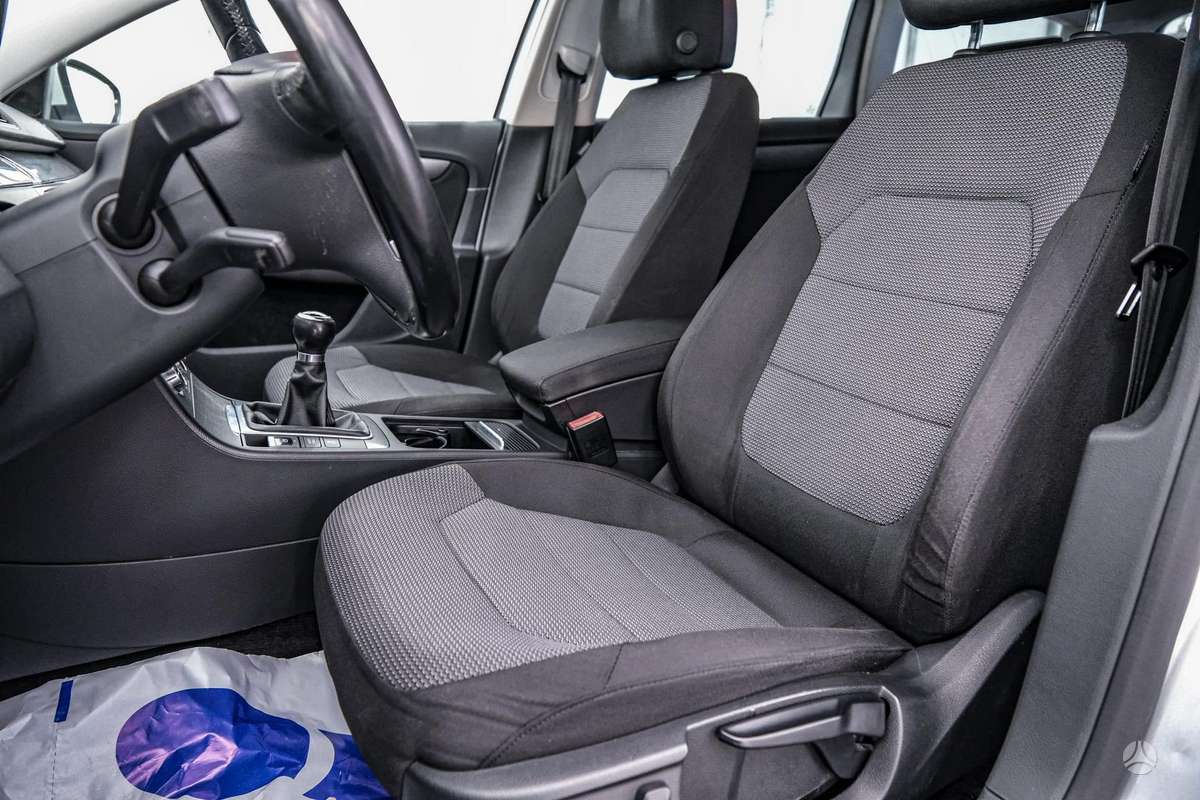 Volkswagen Passat 2013 — photo 6