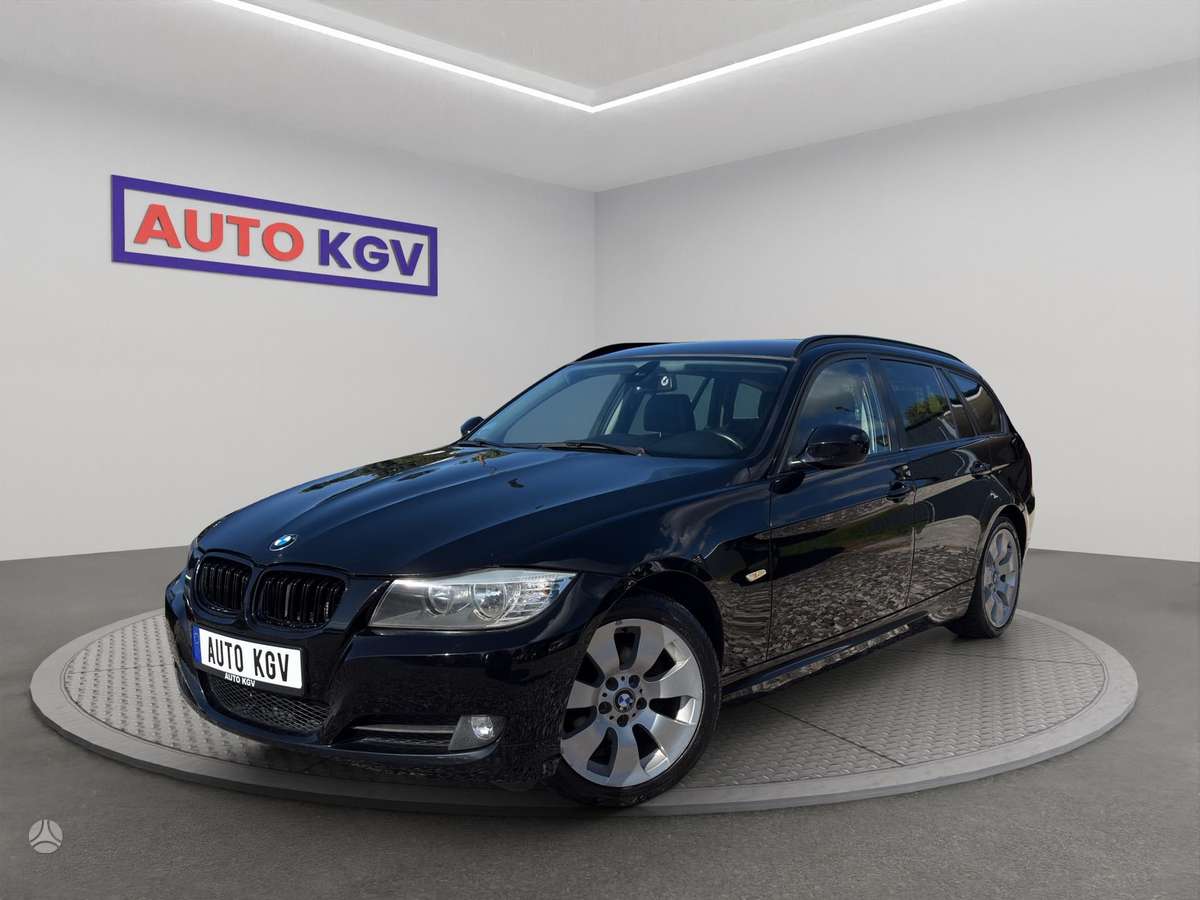 BMW 318, 2011