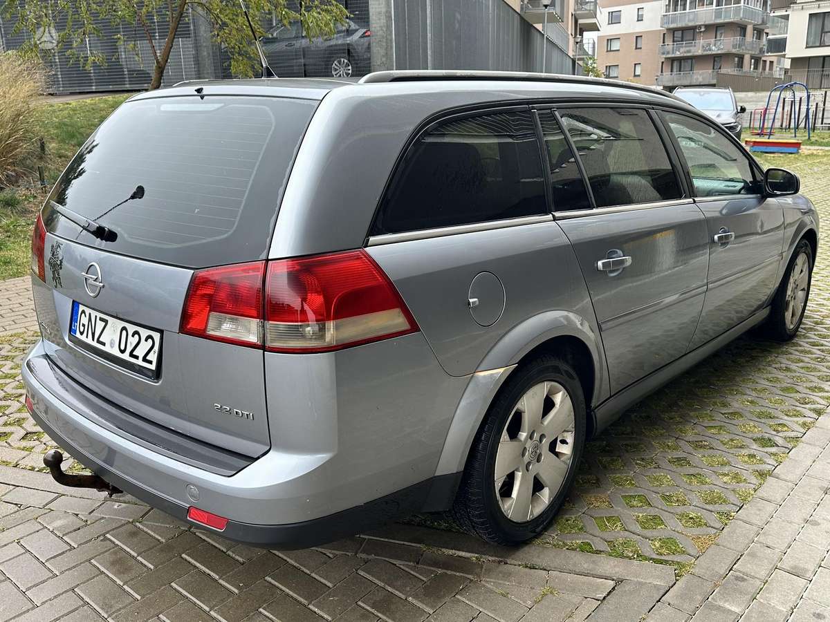 Opel Vectra 2005 — photo 5