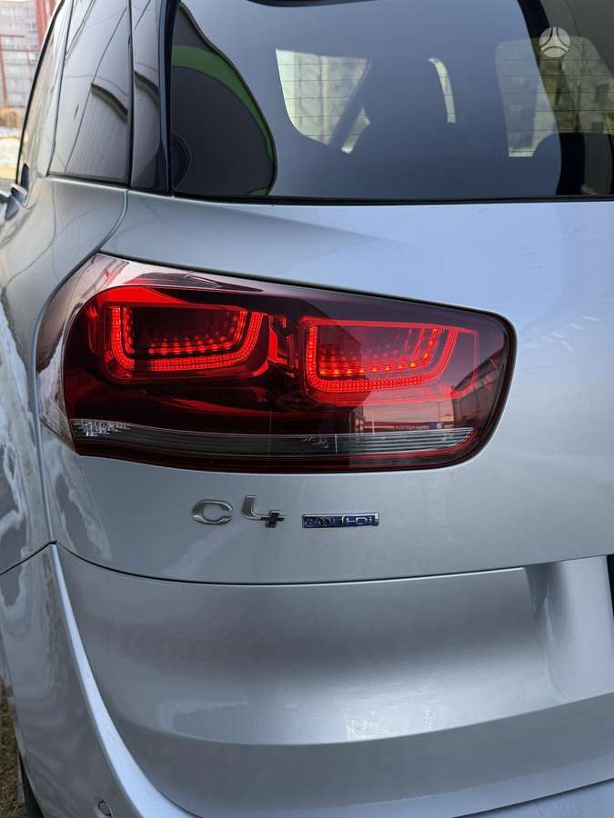 Citroen C4 2015 — photo 12