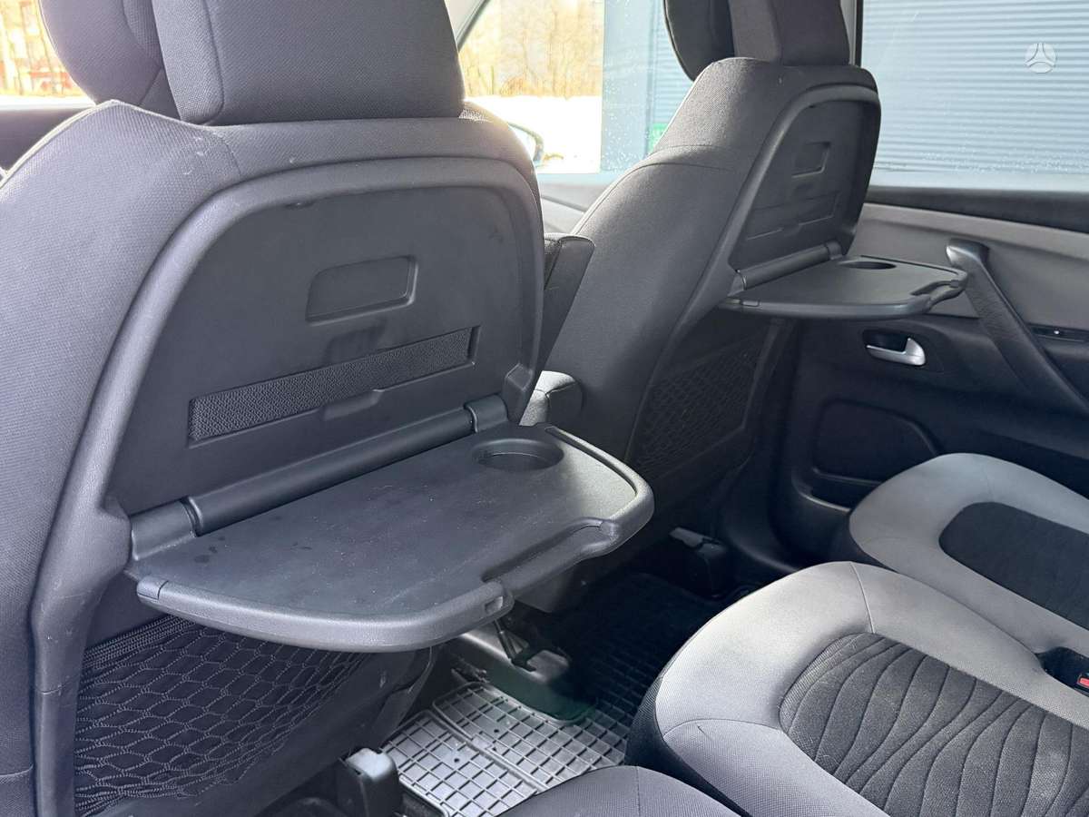 Citroen C4 2015 — photo 15