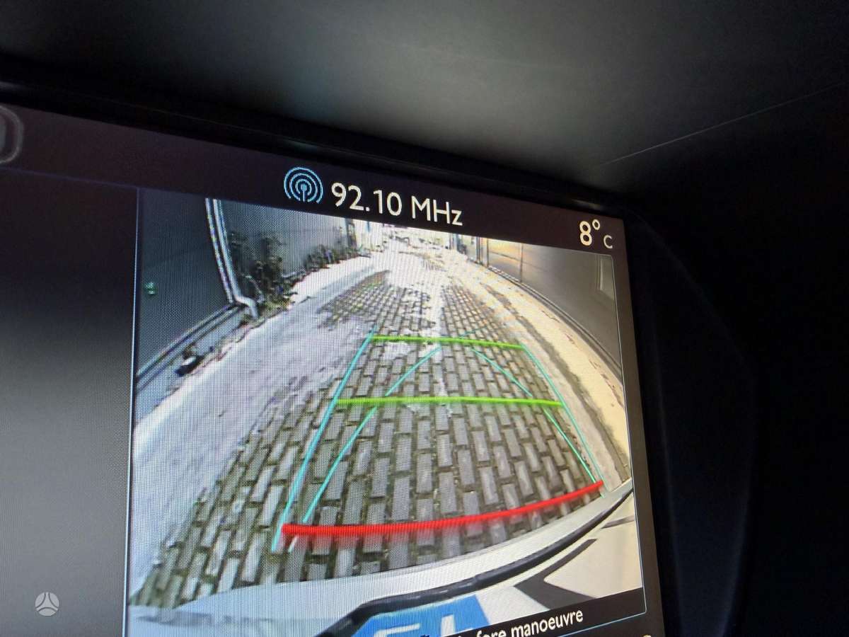 Citroen C4 2015 — photo 31