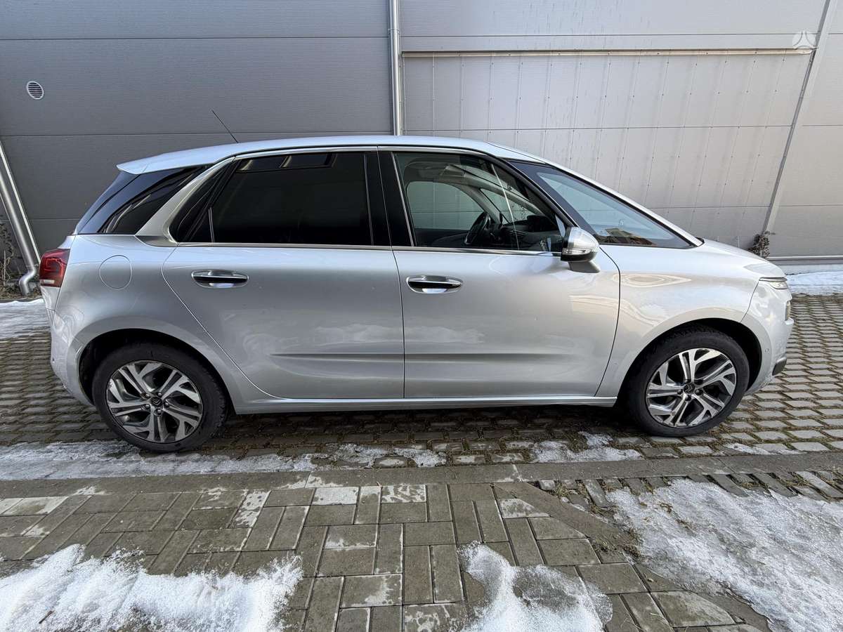 Citroen C4 2015 — photo 8