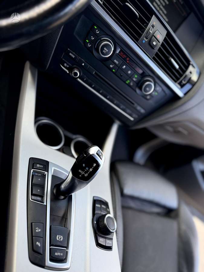 BMW X3 2013 — фото 18