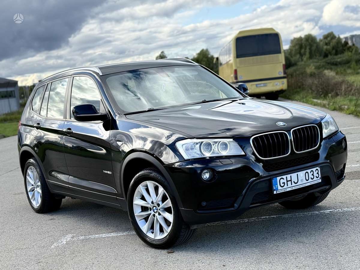 BMW X3 2013 — вигляд ззаду