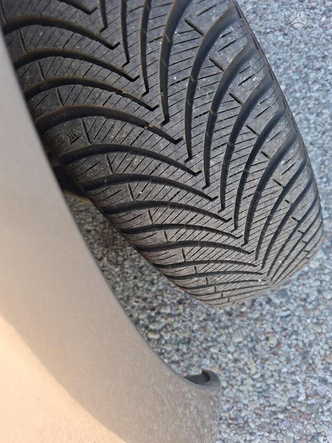 Nissan Note 2012 — photo 10