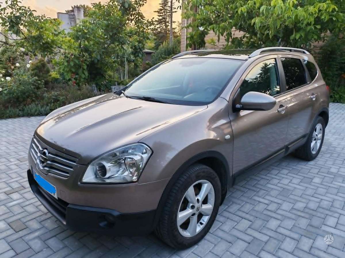 Nissan Qashqai+2, 2010