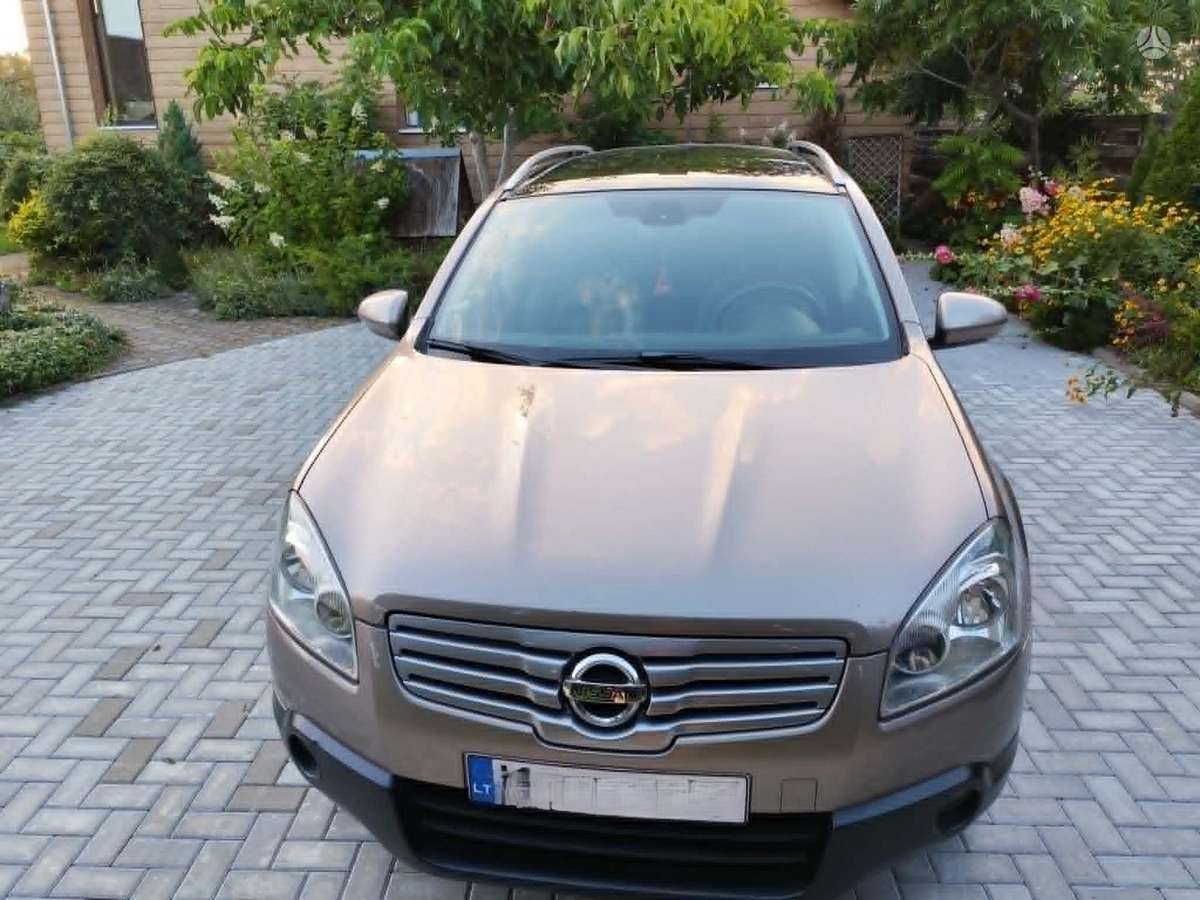 Nissan Qashqai+2 2010 — engine 1461 cm³, 103 HP (76kW)