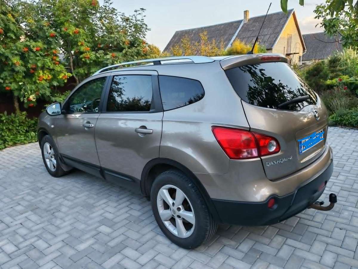 Nissan Qashqai+2 2010 — photo 5