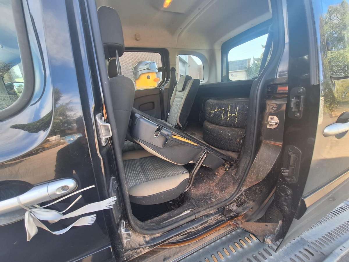 Renault Kangoo 2012 — photo 15