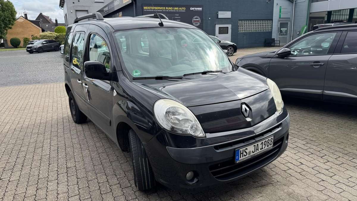 Renault Kangoo 2012 — rear view