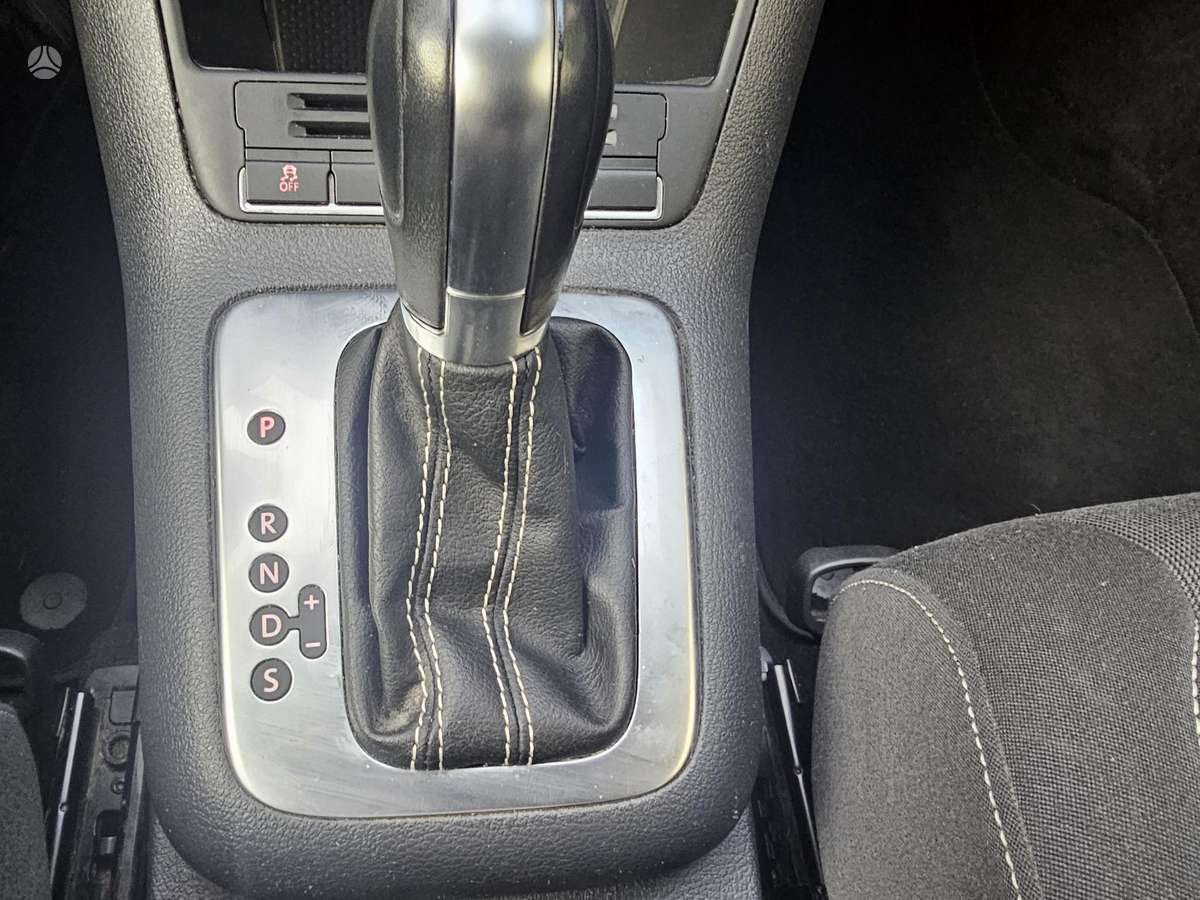 Volkswagen Golf 2013 — photo 16