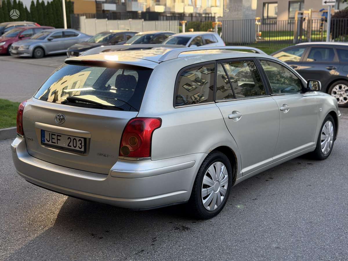 Toyota Avensis 2006 — двигун 1998 cm³, 147 HP (108kW)