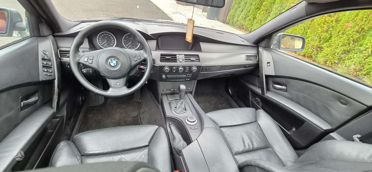 BMW 530 2005 — photo 16