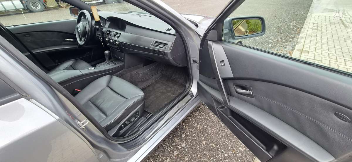 BMW 530 2005 — photo 19