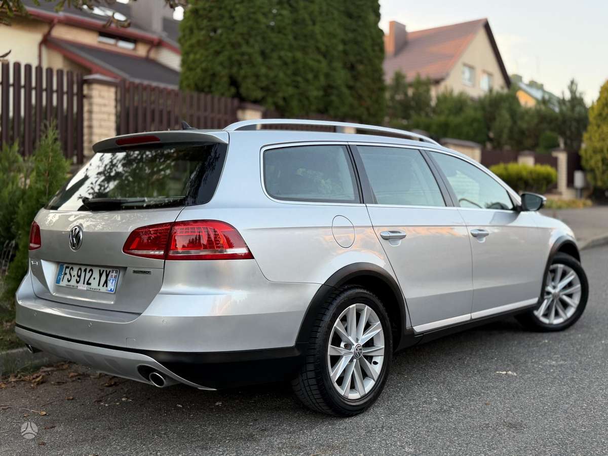 Volkswagen Passat 2015 — фото 17