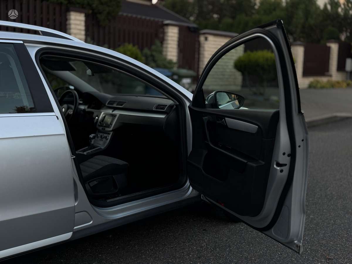Volkswagen Passat 2015 — фото 38