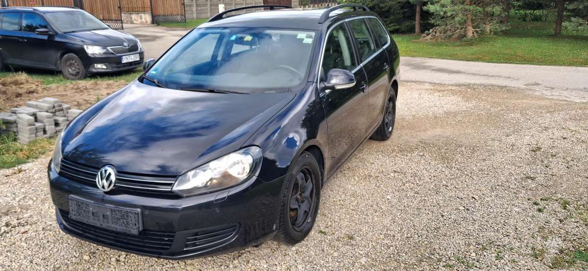 Volkswagen Golf, 2011