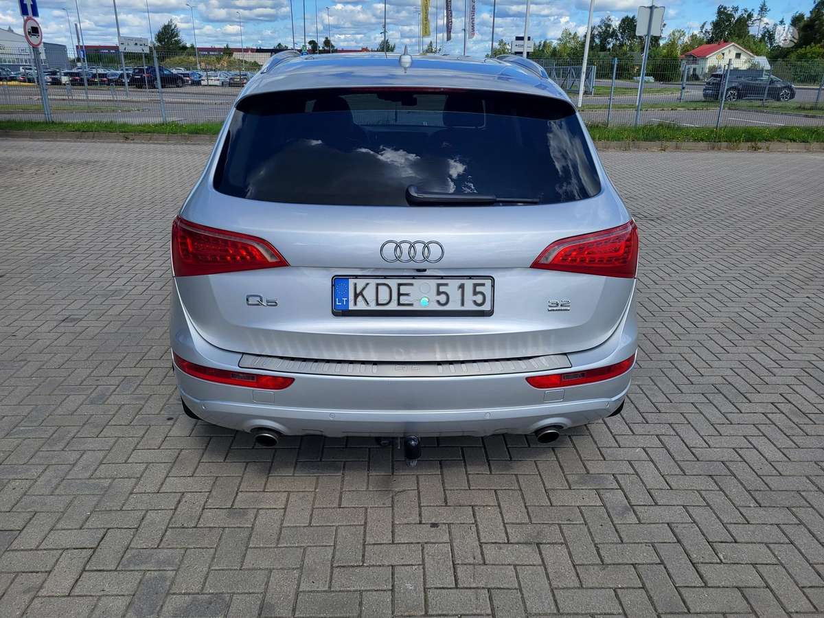 Audi Q5 2010 — vehicle for AFU Ukraine