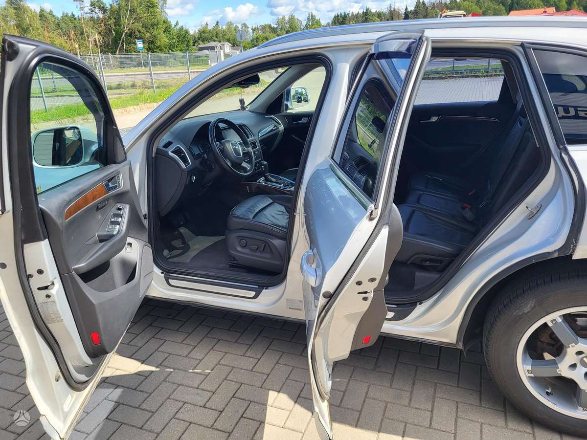 Audi Q5 2010 — photo 12