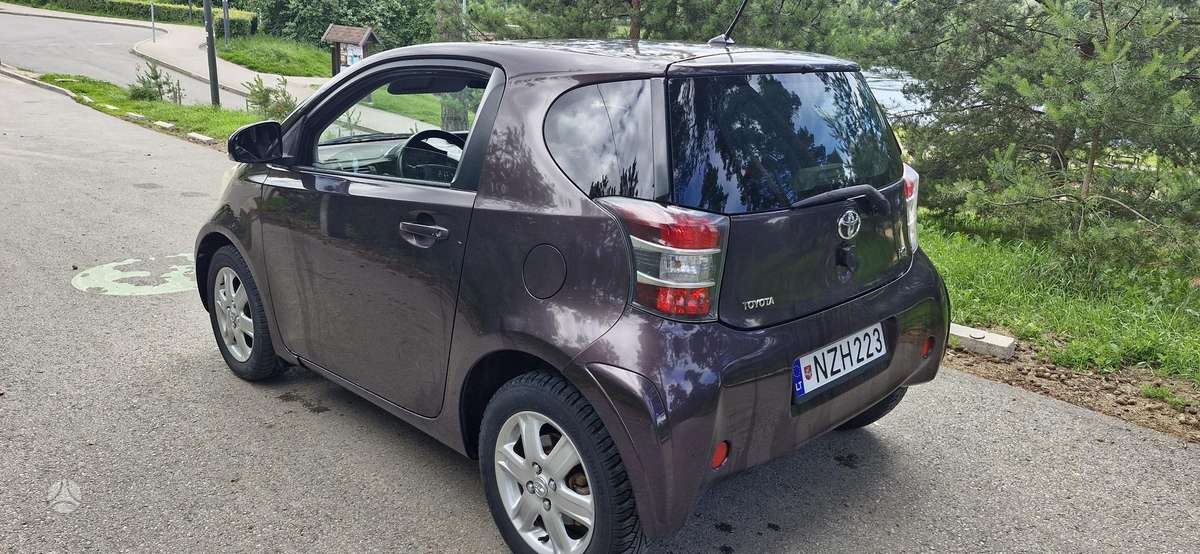 Toyota iQ 2009 — engine 1000 cm³, 68 HP (50kW)