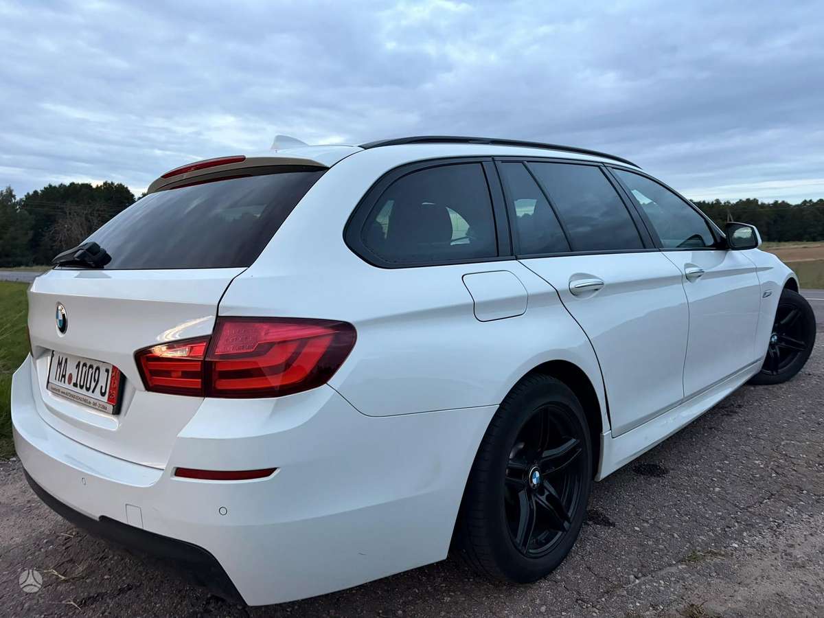 BMW 520 2012 — photo 10