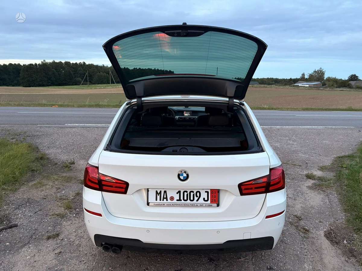 BMW 520 2012 — photo 20