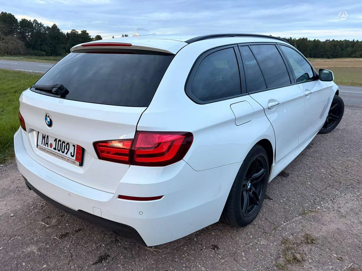 BMW 520 2012 — engine 1998 cm³, 184 HP (135kW)