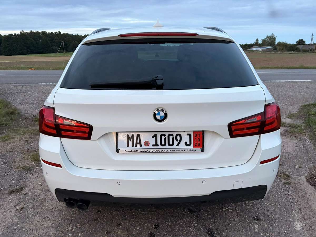 BMW 520 2012 — photo 5
