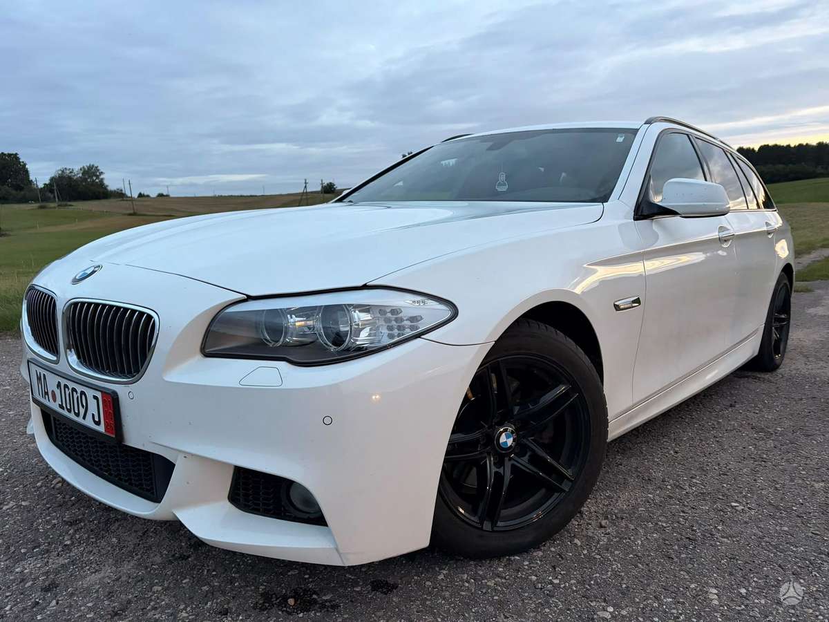 BMW 520 2012 — photo 8