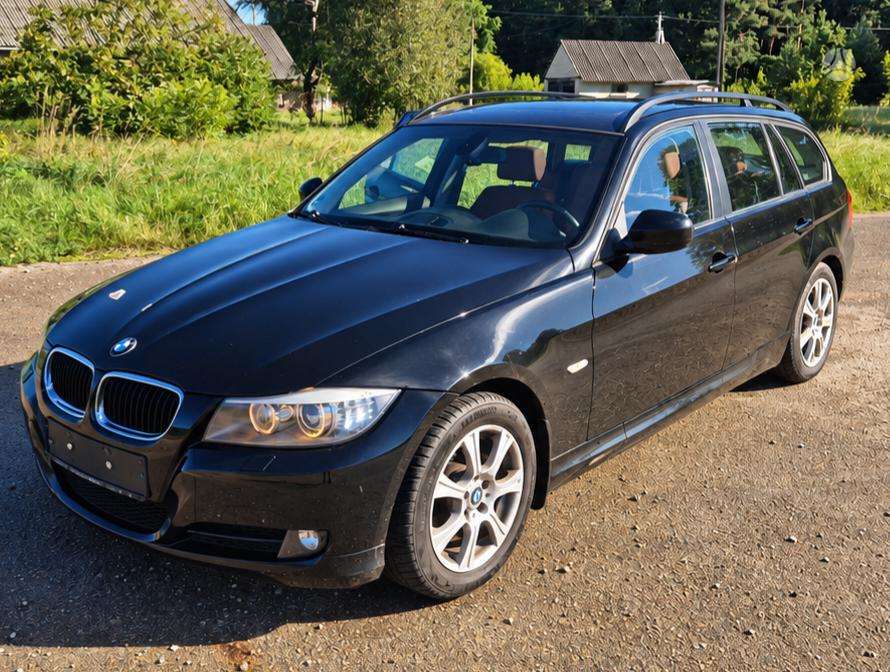 BMW 320, 2009