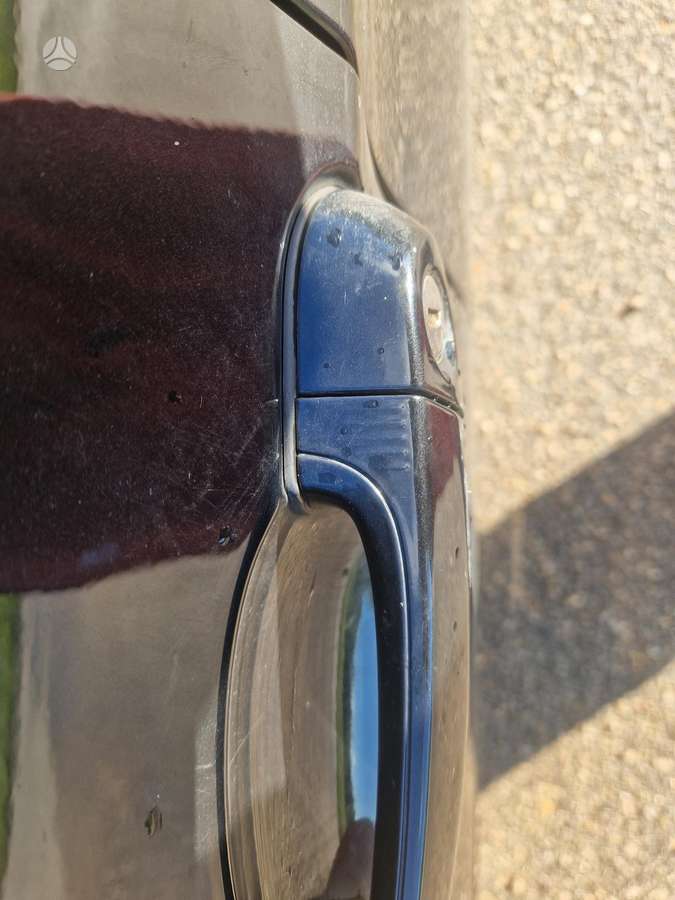 BMW 320 2009 — photo 9