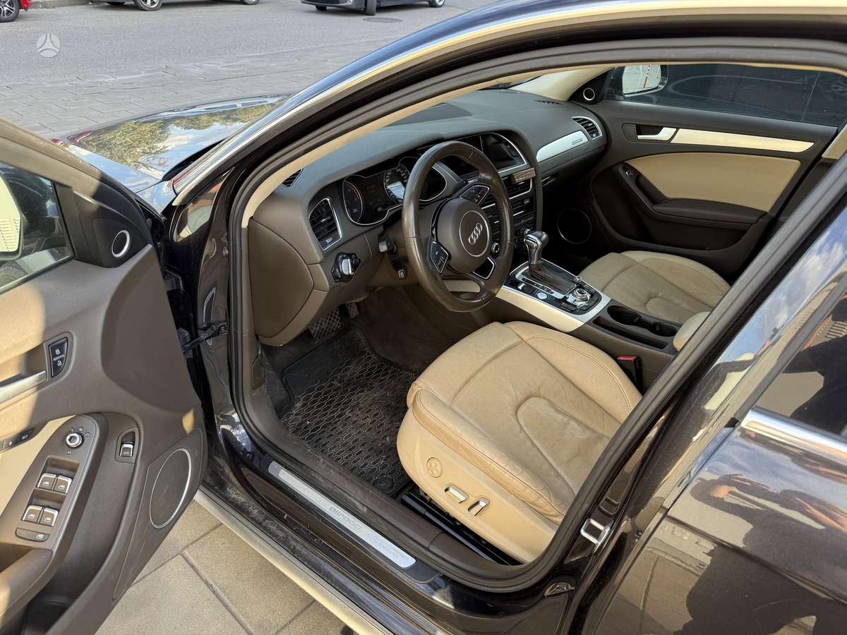 Audi A4 2013 — photo 7