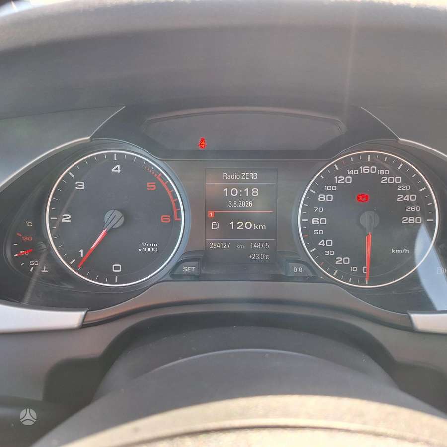 Audi A4 2008 — photo 11