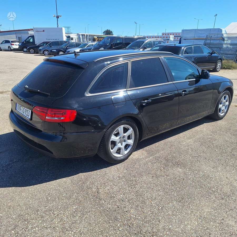Audi A4 2008 — rear view