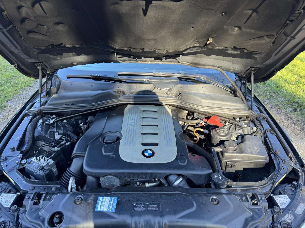 BMW 530 2008 — photo 37