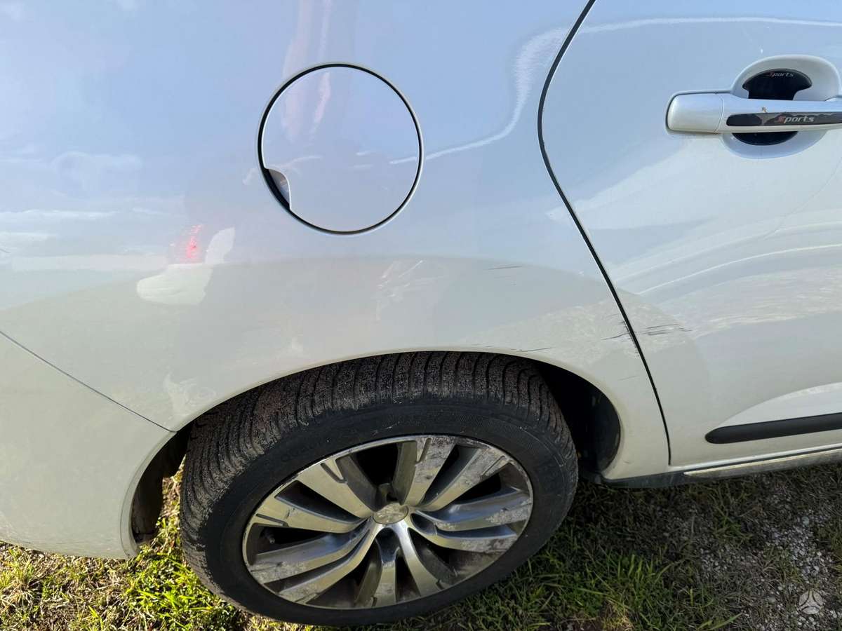 Peugeot 3008 2015 — photo 13