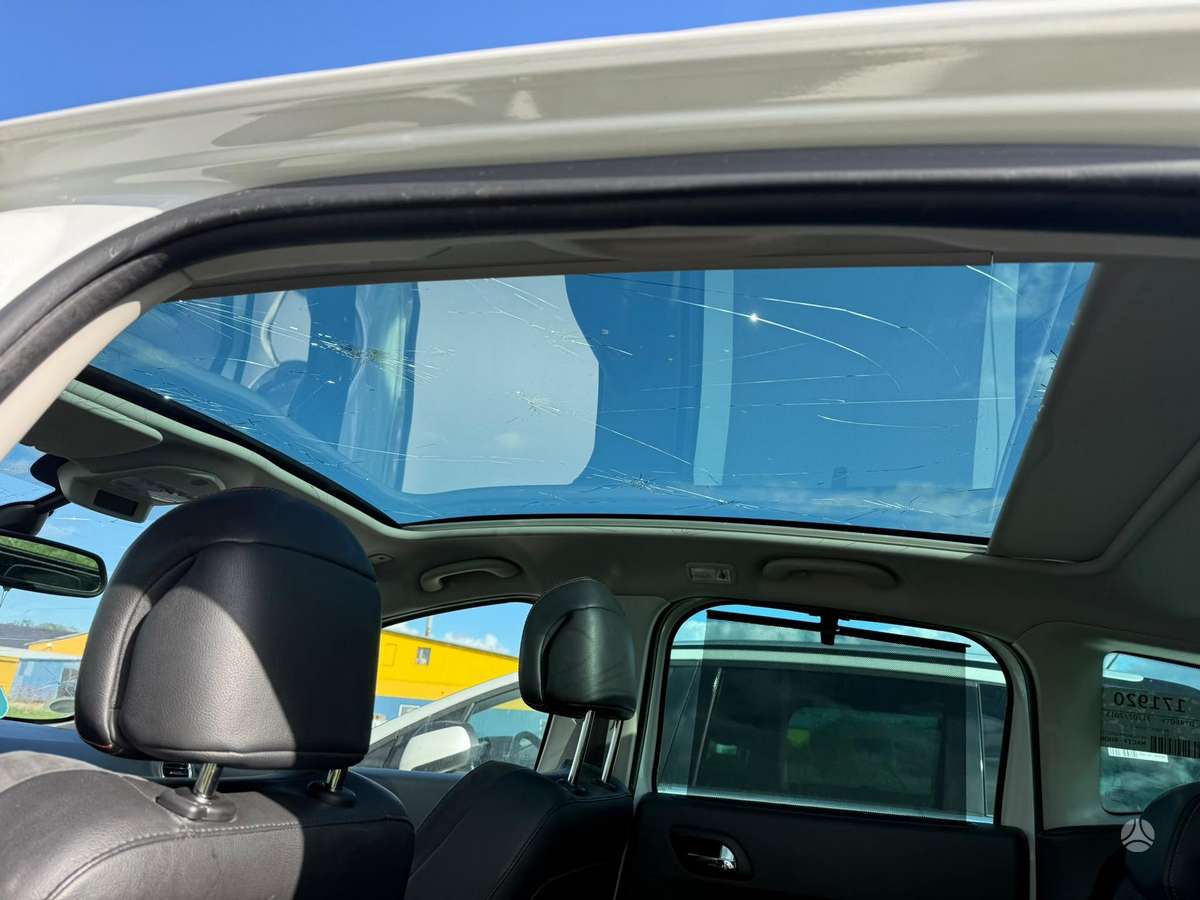 Peugeot 3008 2015 — photo 19