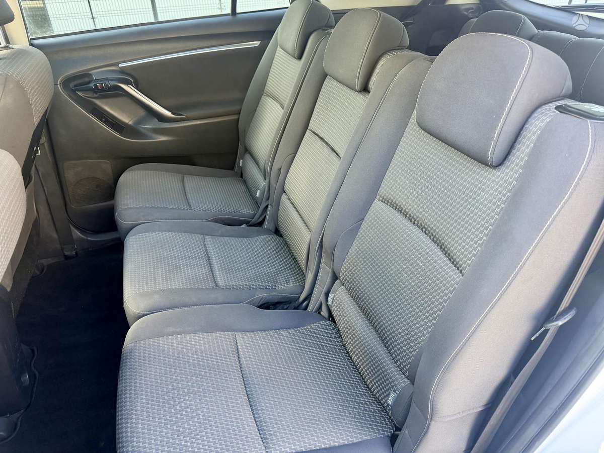 Toyota Verso 2014 — photo 14