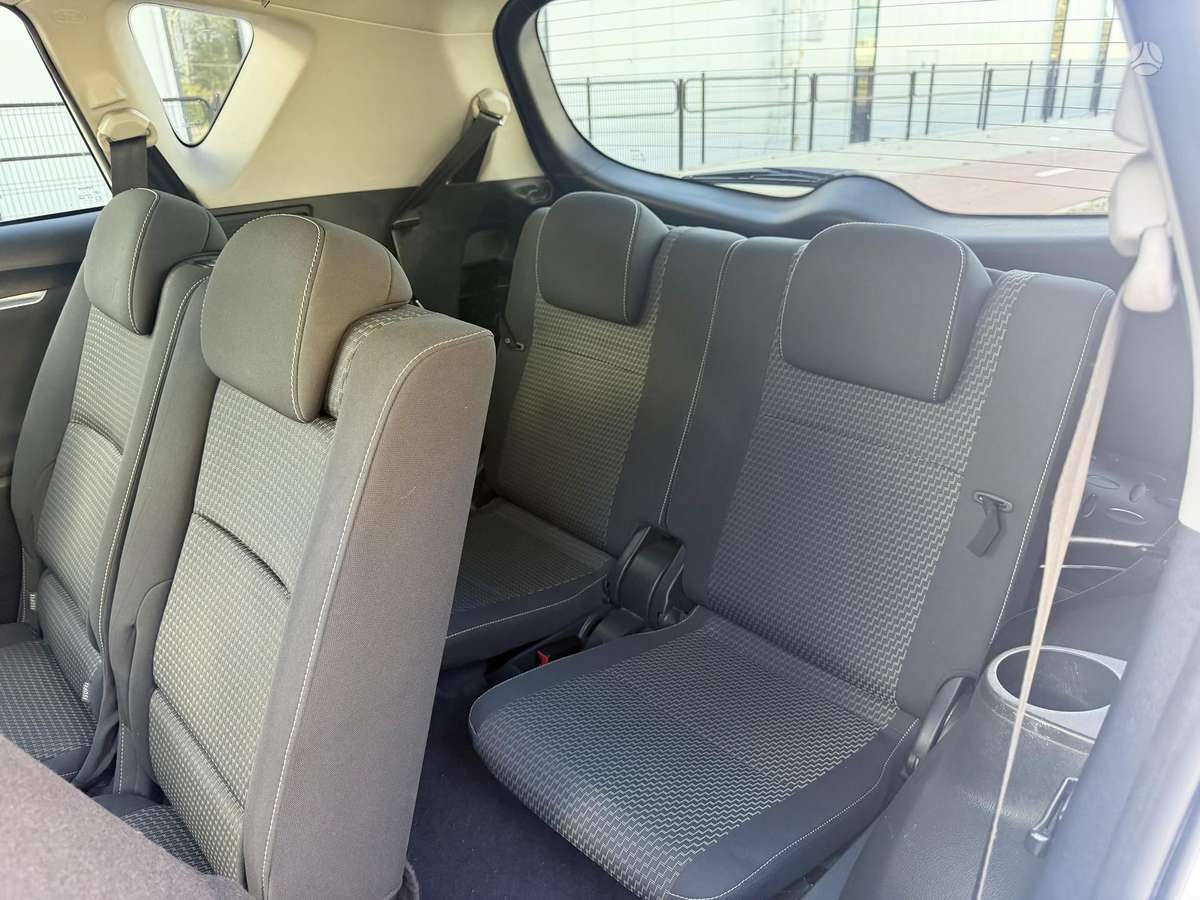 Toyota Verso 2014 — photo 15