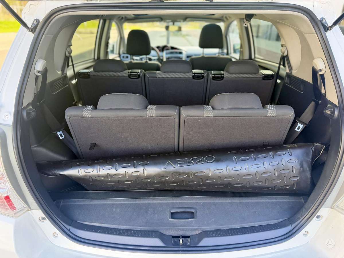 Toyota Verso 2014 — photo 31