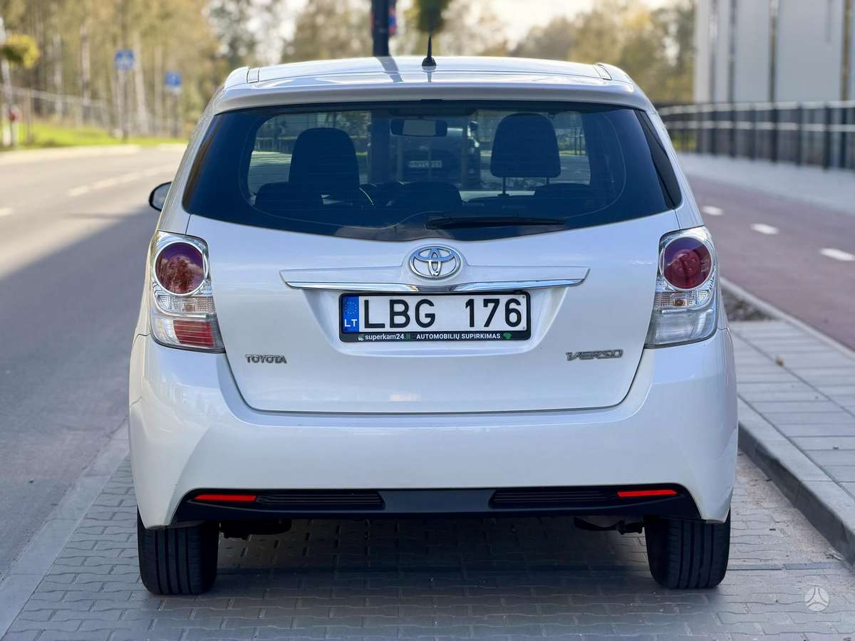 Toyota Verso 2014 — photo 7
