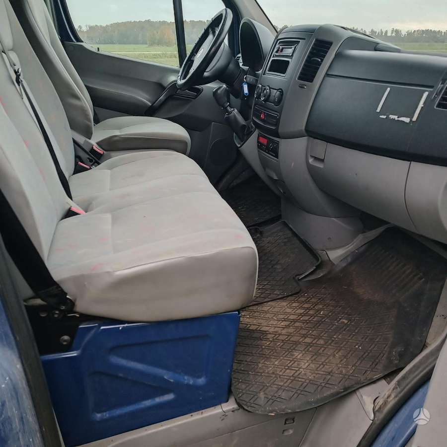 Volkswagen Crafter 2008 — photo 6